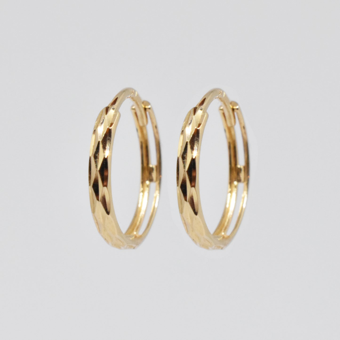 Diamond-Cut Hoops